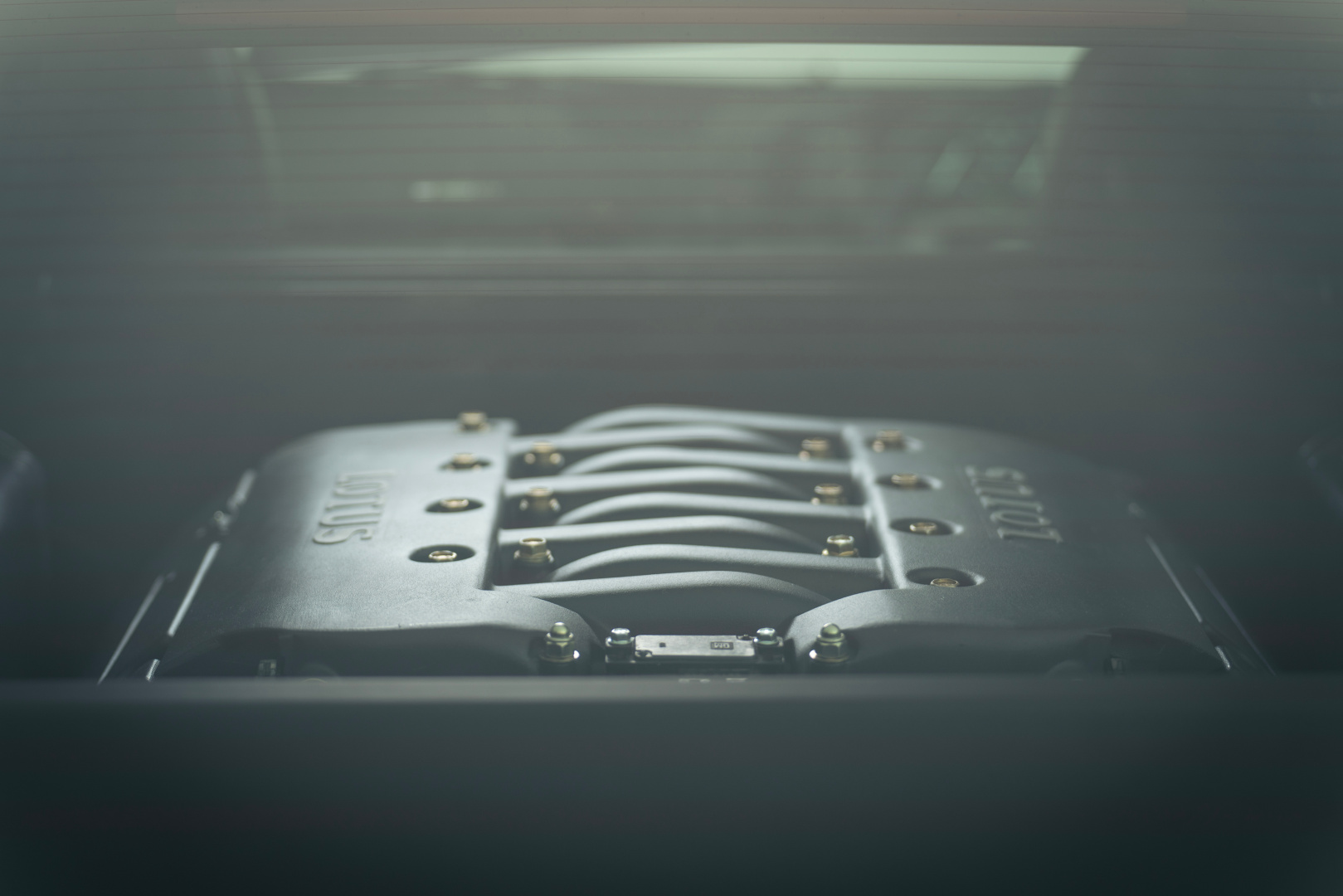 SMALL_008_Encor_Detail_Engine1